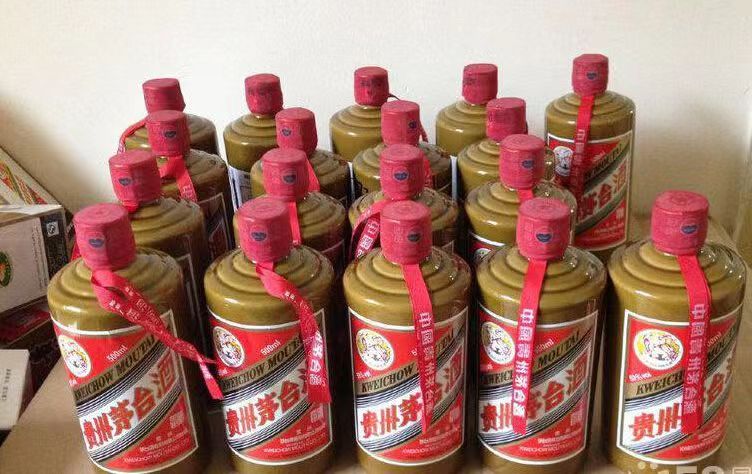 郾城精品茅台酒回收
